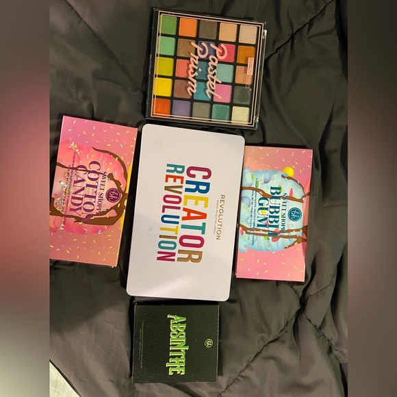Eyeshadow bundle - Picture 2 of 2